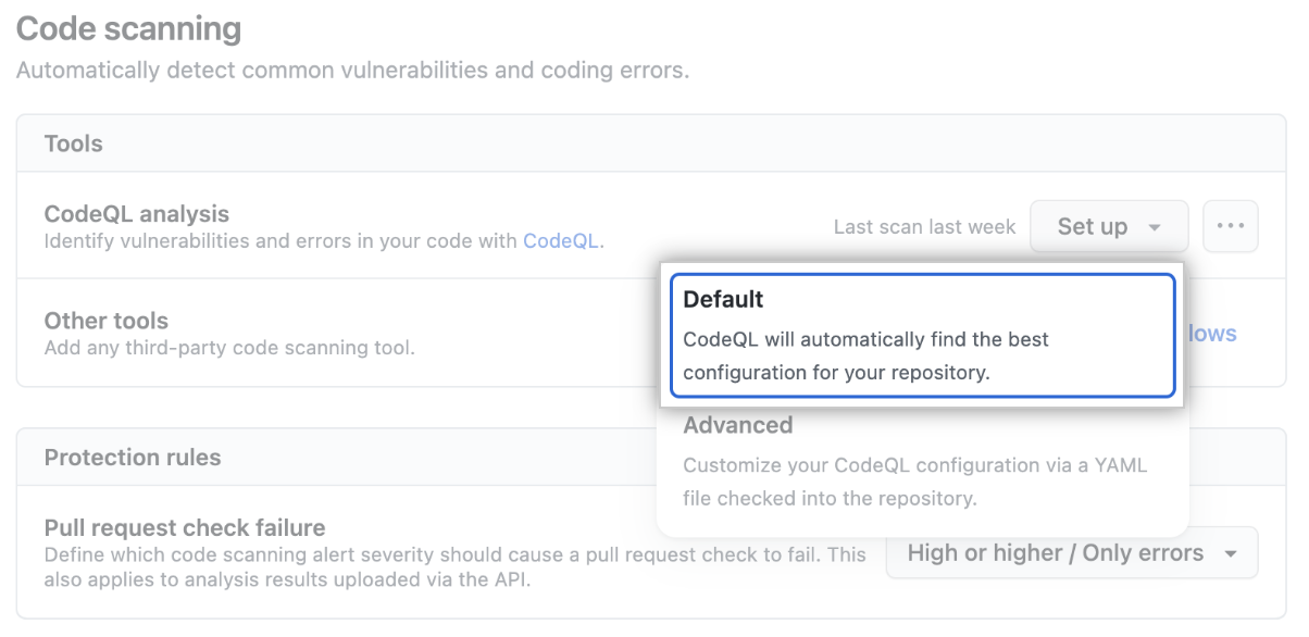 Captura de pantalla de la sección "Code scanning" con énfasis en la opción de configuración "Predeterminada"