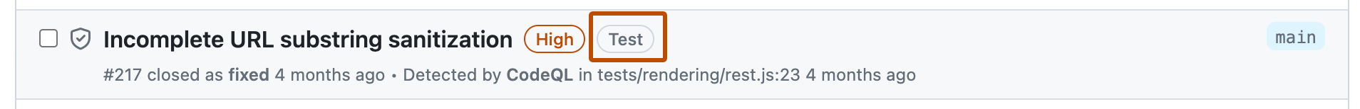 Capture d’écran d’une alerte dans la liste d’code scanning. À droite du titre, une étiquette « Test » est mise en évidence avec un encadré orange foncé.